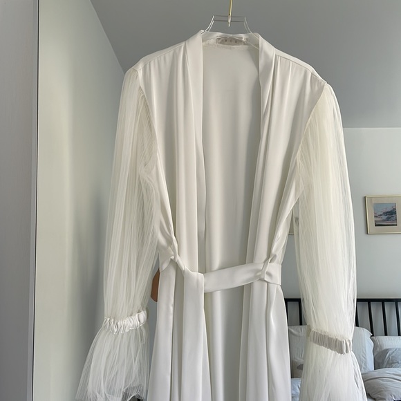 White Bridal Robe - Picture 3 of 6